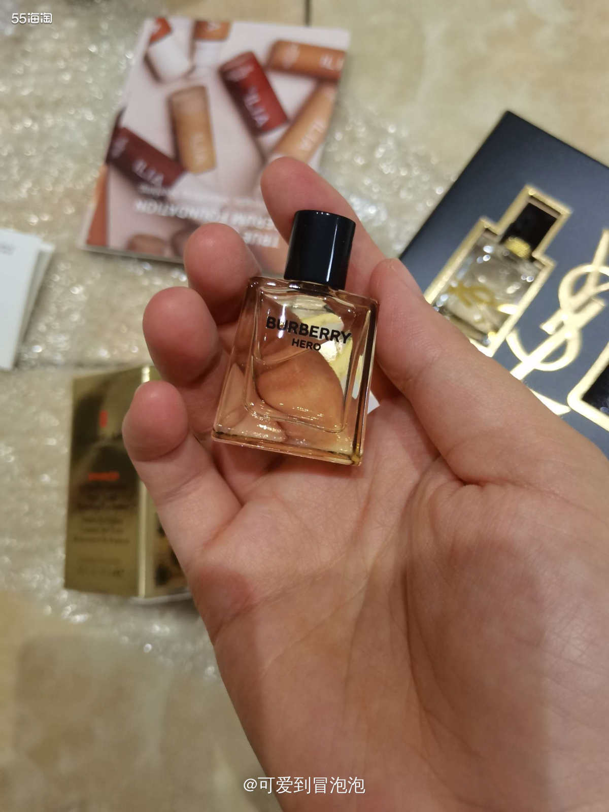 这单奇了葩了，6月在丝芙兰官网生日礼换购+买的YSL香水套盒
