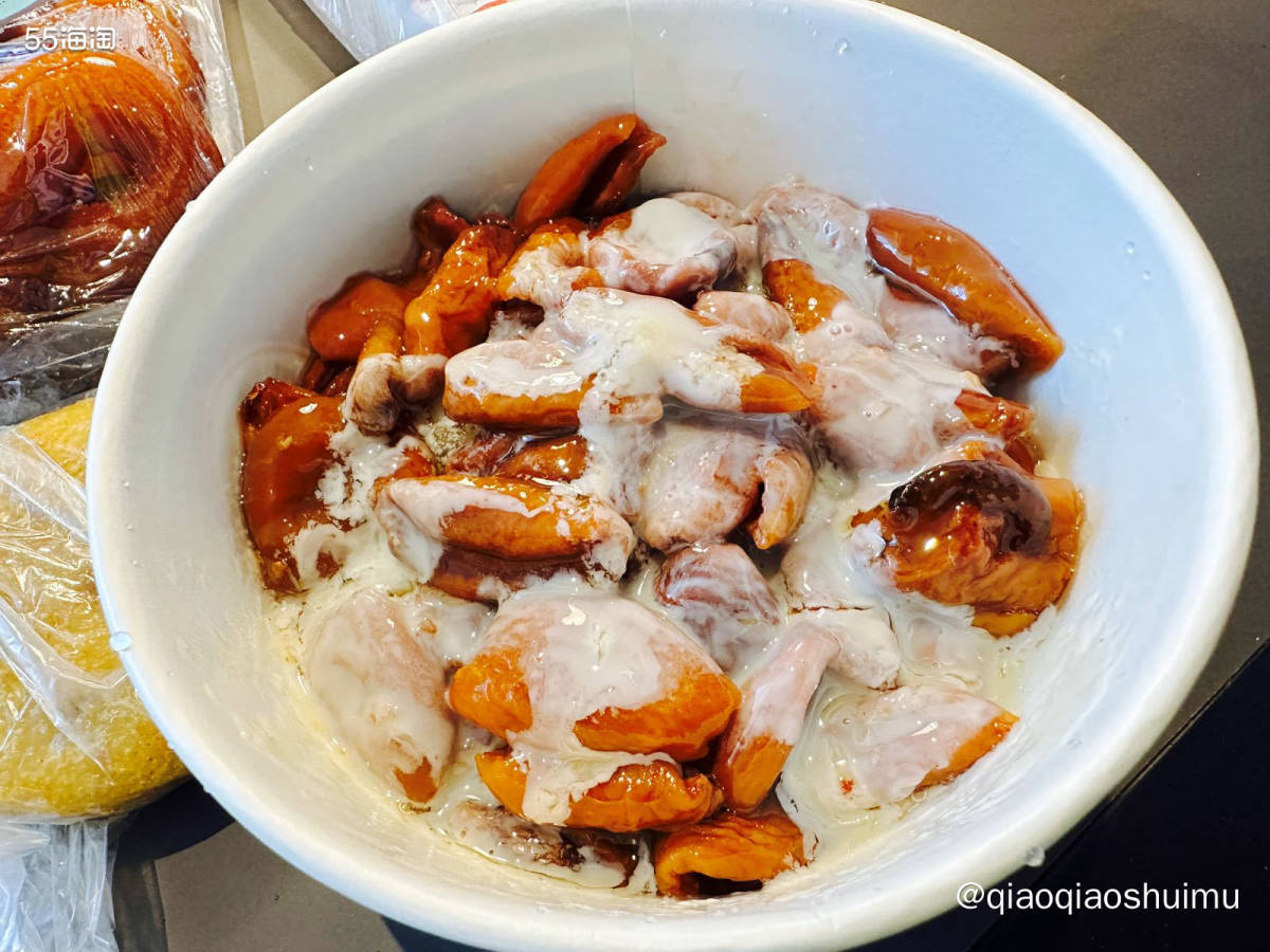 这几天的日子就是：睡到日上三竿吃午饭，中午点个小吃外卖垫吧垫