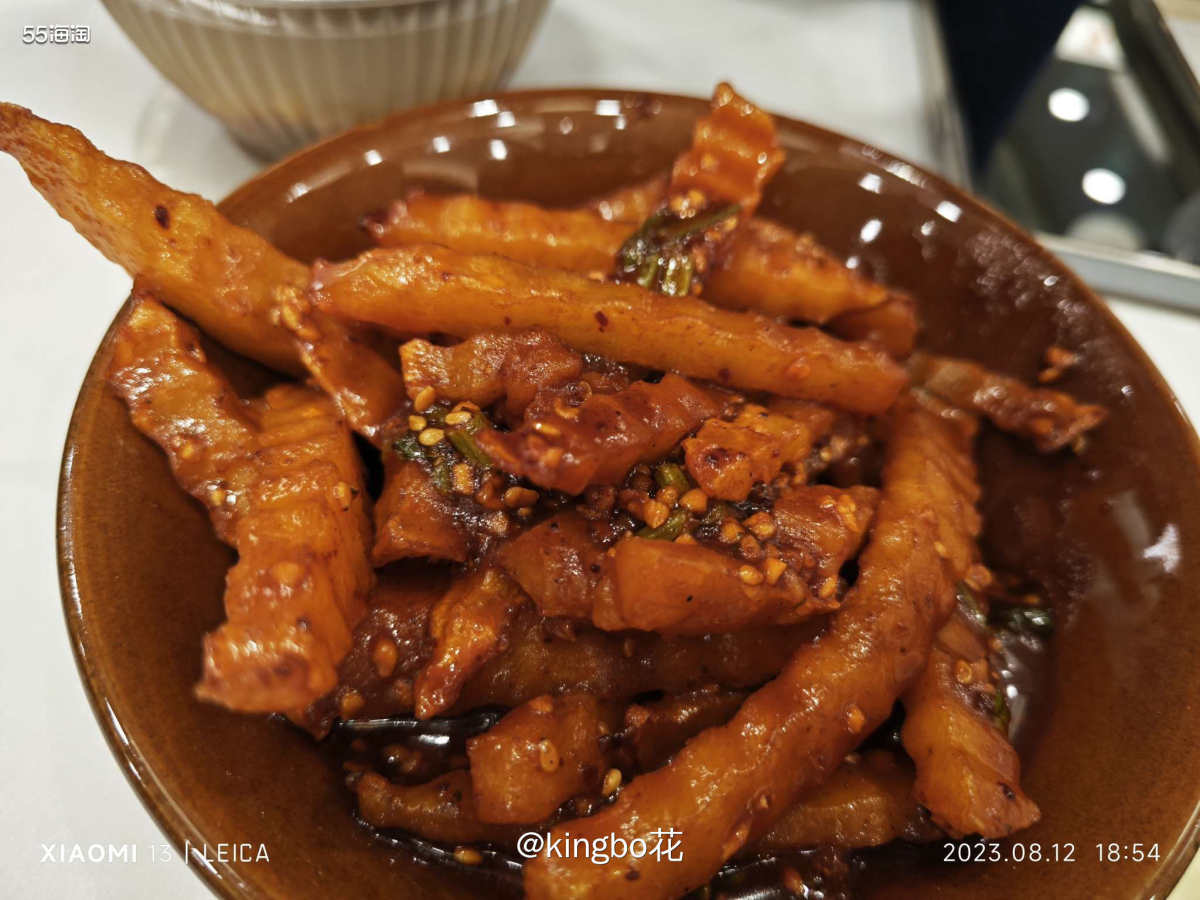 第一次吃甜味狼牙土豆，幸好豆花甜品解救了我  你永远想象不到