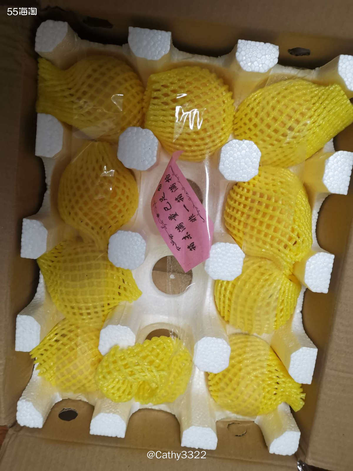 最近是吃黄桃的好时节啊～有没有和我一样超爱吃黄桃的宝子！  