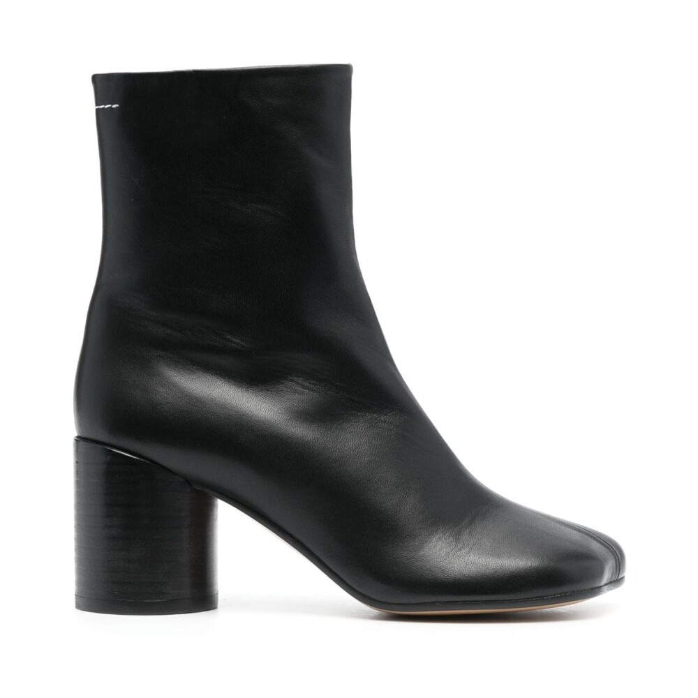 【23年秋冬新品】MM6 Maison Margiela 女士黑色皮革粗高跟及踝靴中筒靴短靴