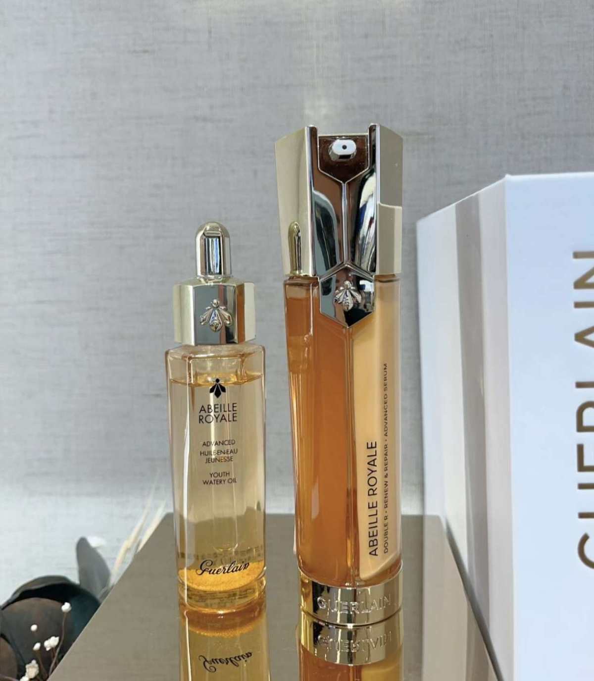 🍂娇兰的双效精华真的是很好用的，去黄提亮真的是绝了！  �