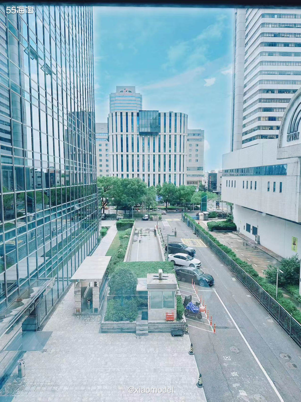 ❤️当时朋友带去这家云影味一餐厅吃饭时，说是朋友开的，过几天