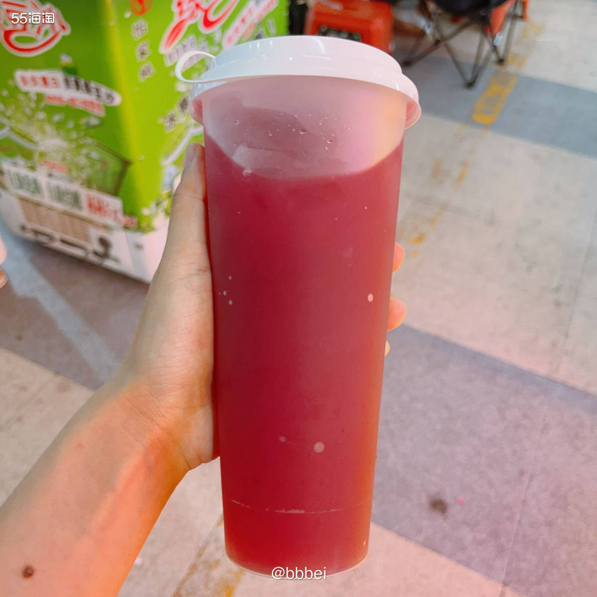🌼鲜榨石榴汁 🍃价格：15rmb 这个季节最好的美容饮品