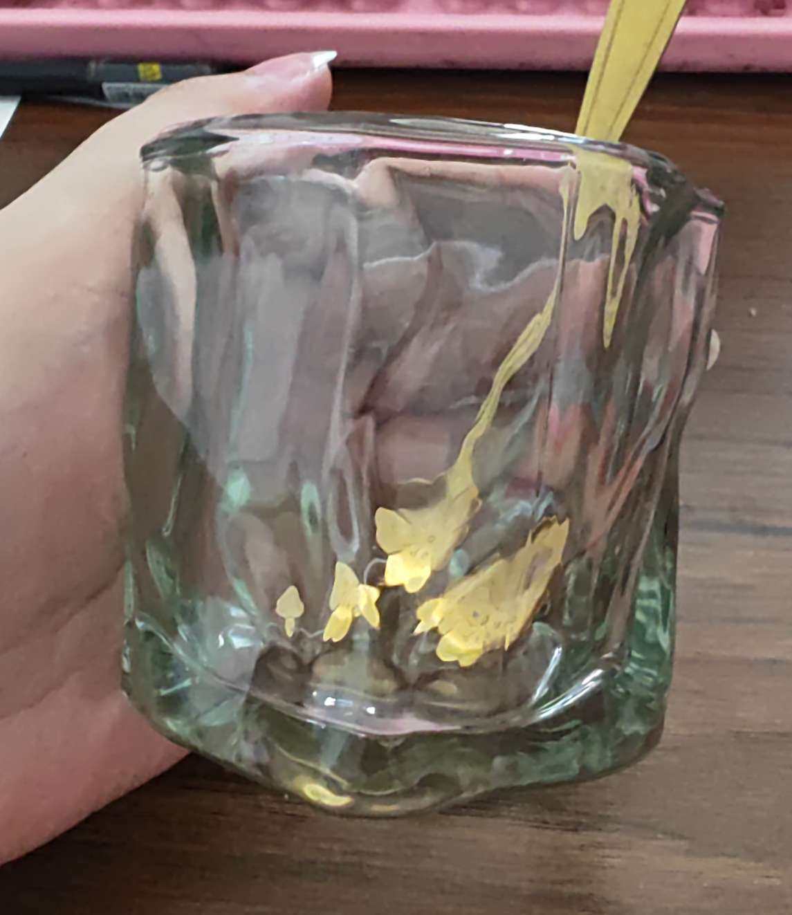 薅羊毛应该是每个人都喜欢的吧，我特别喜欢买杯子，办公室我一个