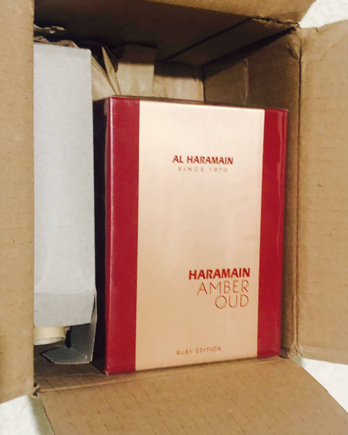 8月头FragranceNet中文网活动买的哈拉曼的红色琥珀
