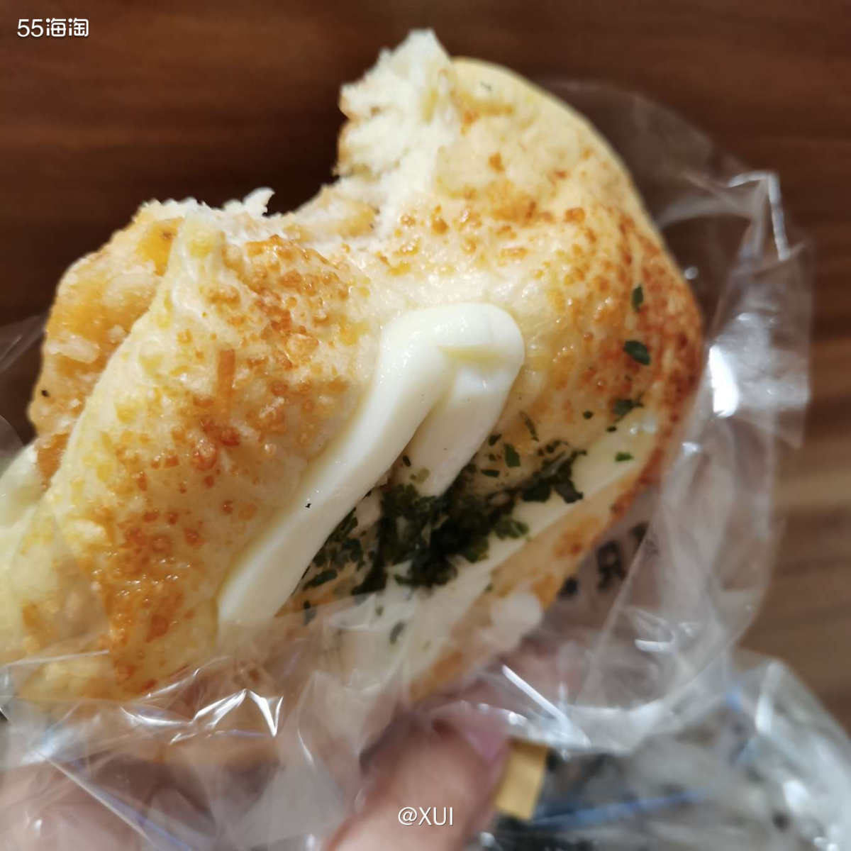这个月十八号出门了没办法叫外卖吃，晚上回家想着可以买点面包第