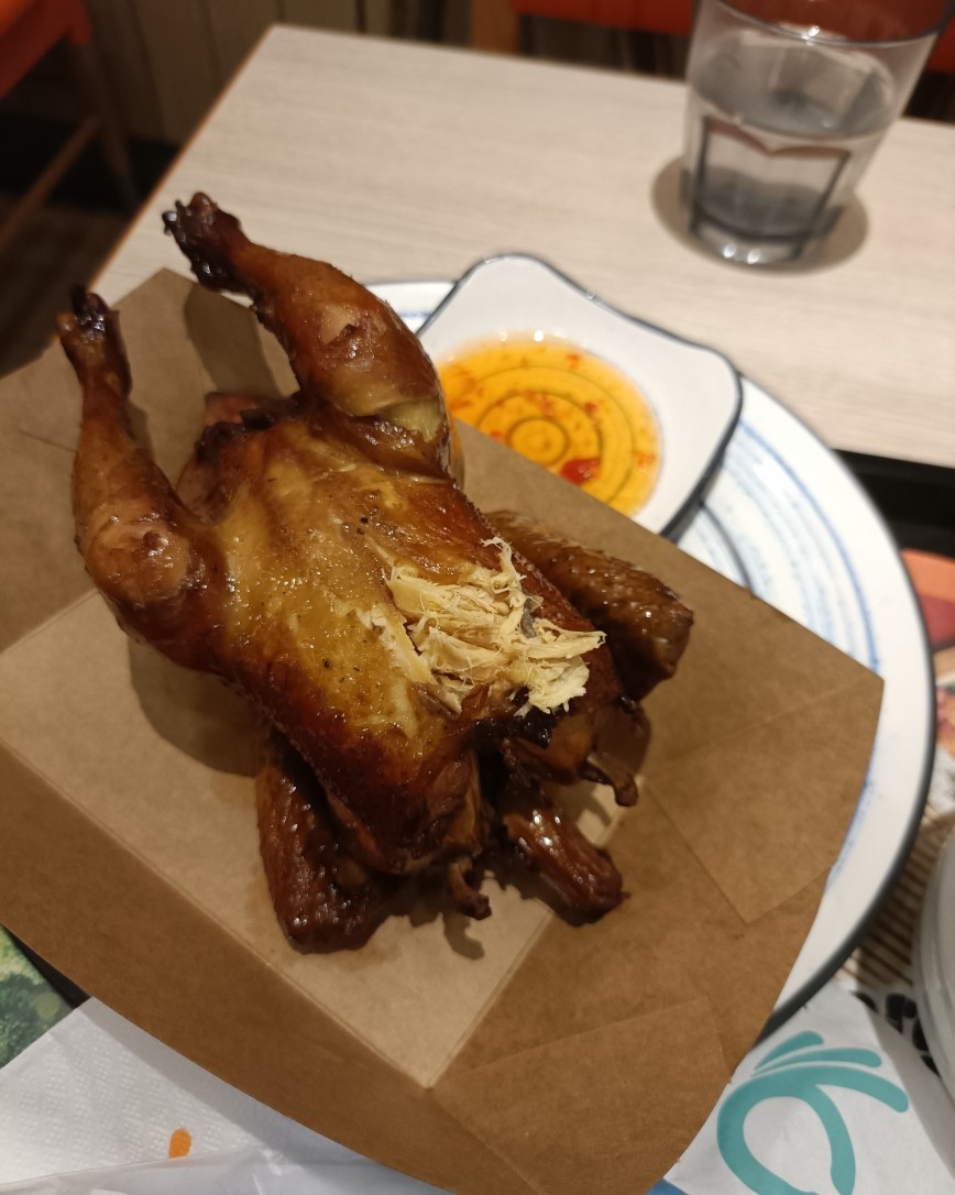 今天回来东莞，老公来接我和女儿，顺便中午就吃个好的，选来选去