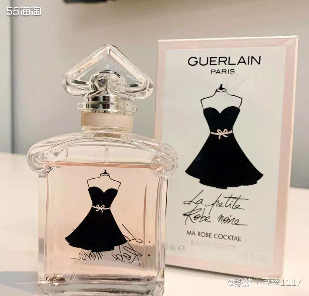 娇兰小黑裙应该是娇兰香水系列最经典的一瓶吧，感觉是青春啊，花