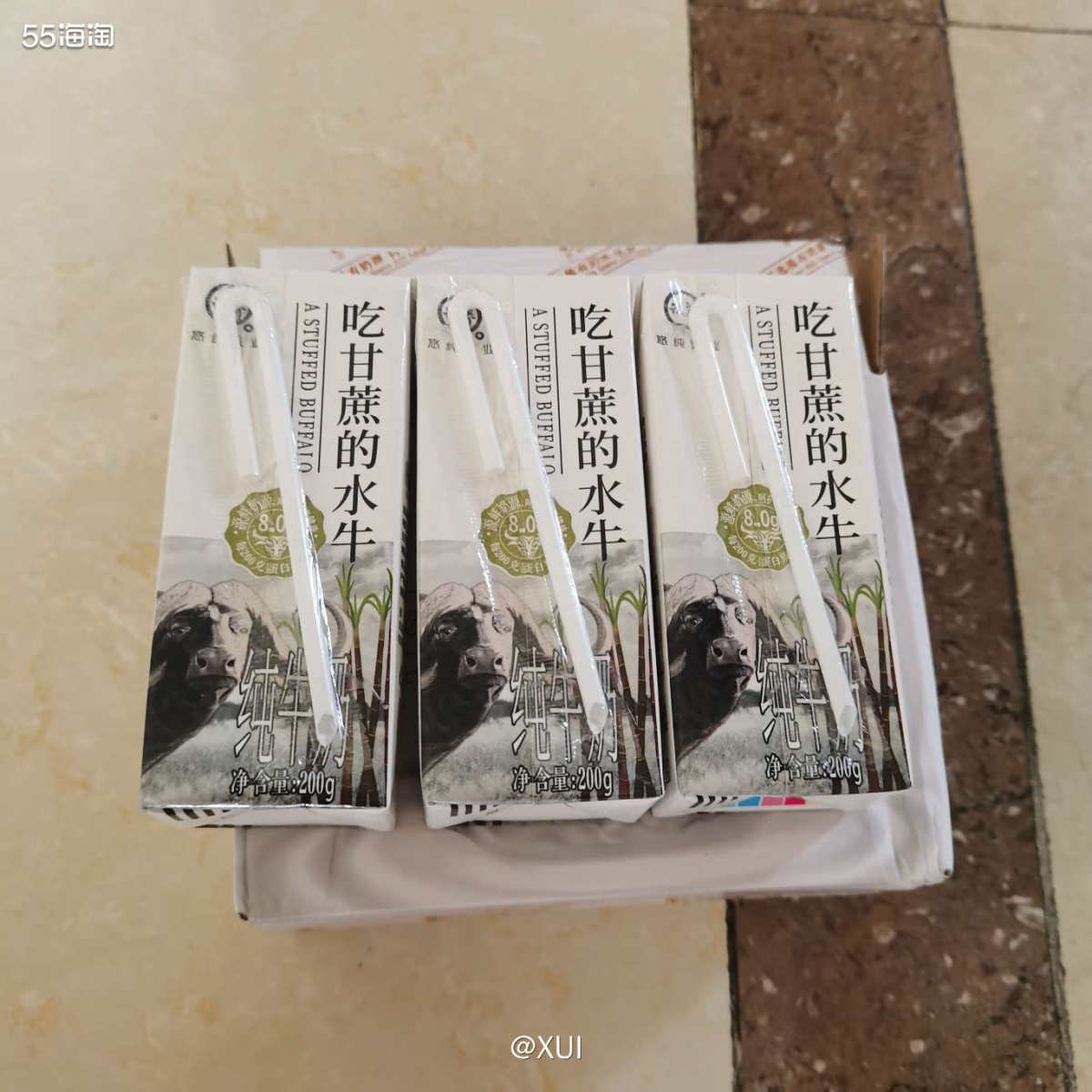 个人还挺喜欢喝水牛奶的，觉得有点像无糖的旺仔，虽然没有很浓郁