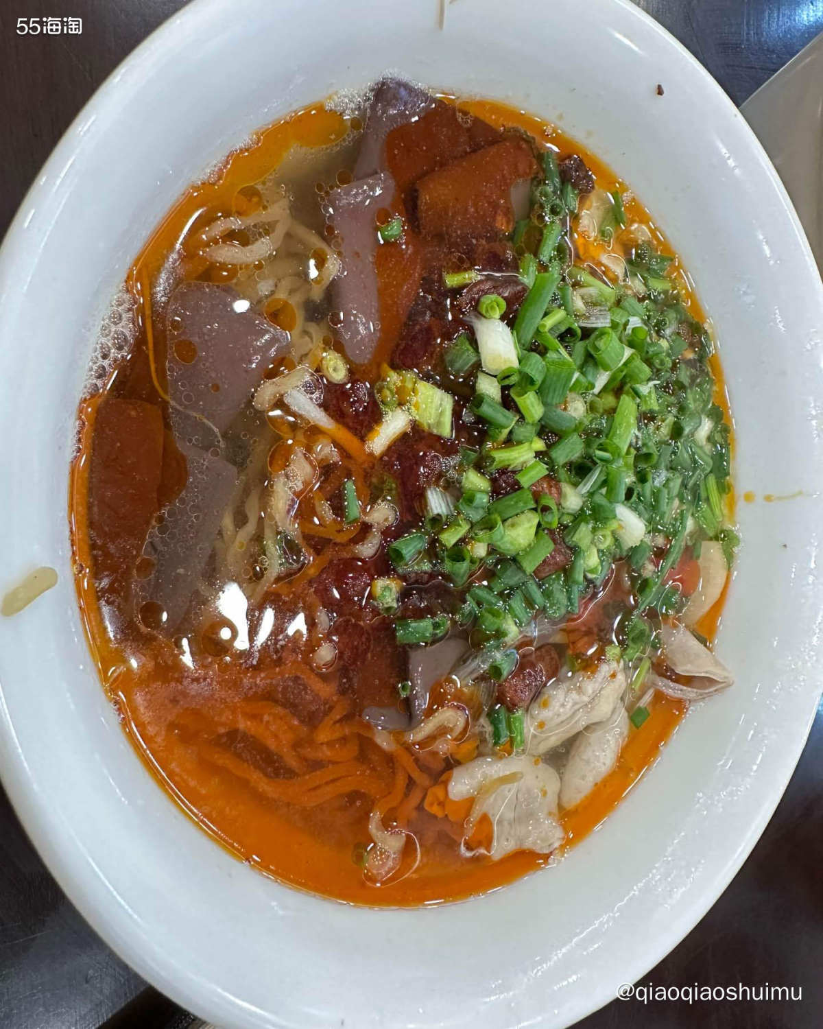 肚子有点饿，开始翻相册，看到之前在贵阳吃的蒋家肠旺面，顿时口