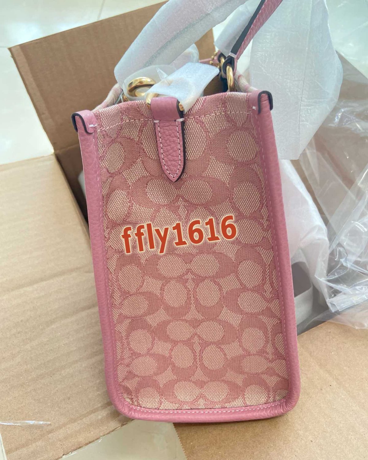 coach Dempsey 30托特樱花粉包包海淘开箱  �