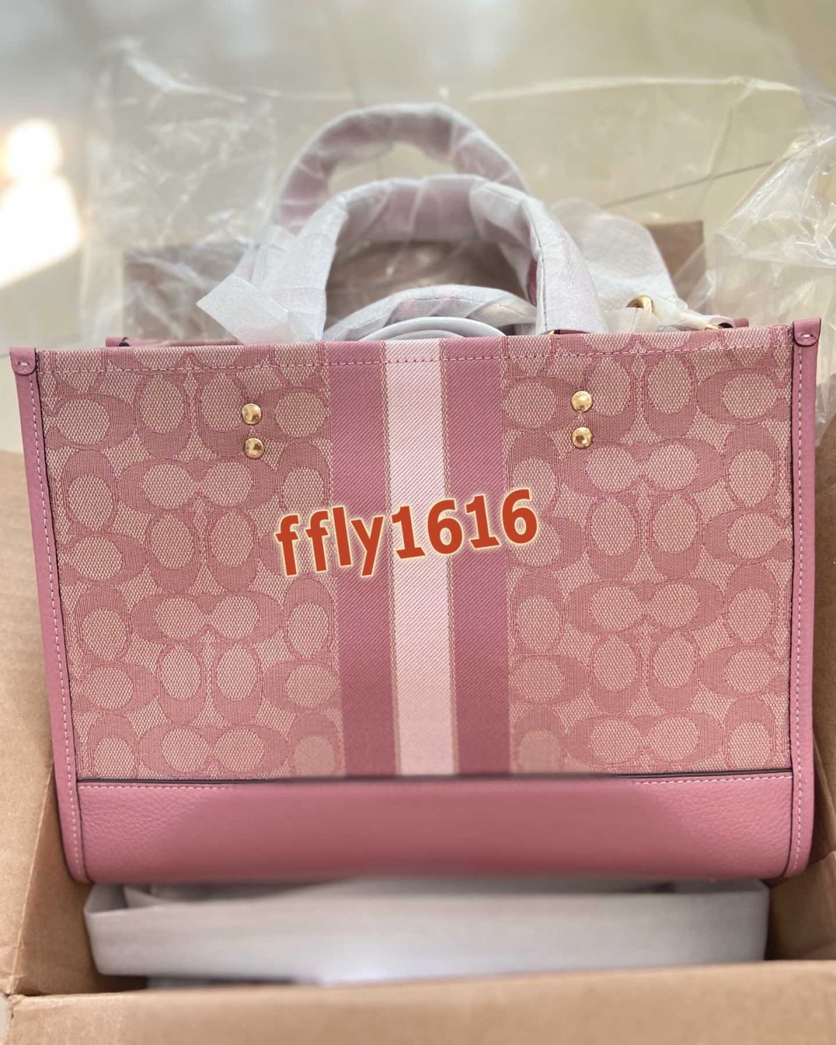 coach Dempsey 30托特樱花粉包包海淘开箱  �