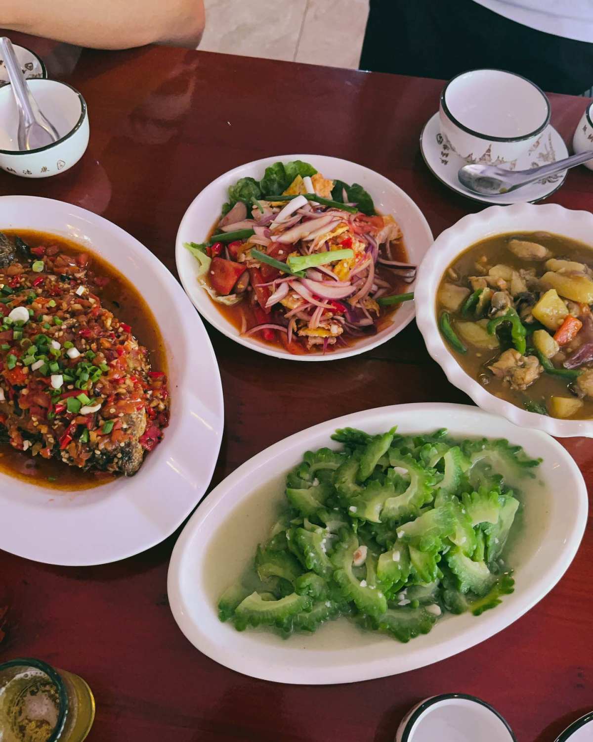 🍲朋友推荐去了一家在西双版纳的当地泰国餐厅，到地方了，感觉