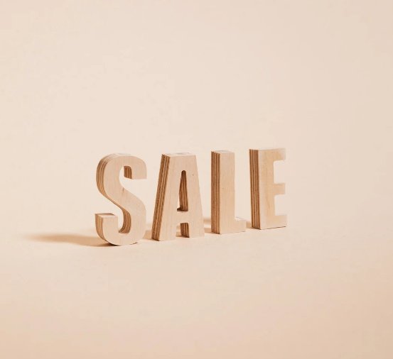 双十一是国内的购物狂欢节，像淘宝、京东、唯品会等电商平台都会