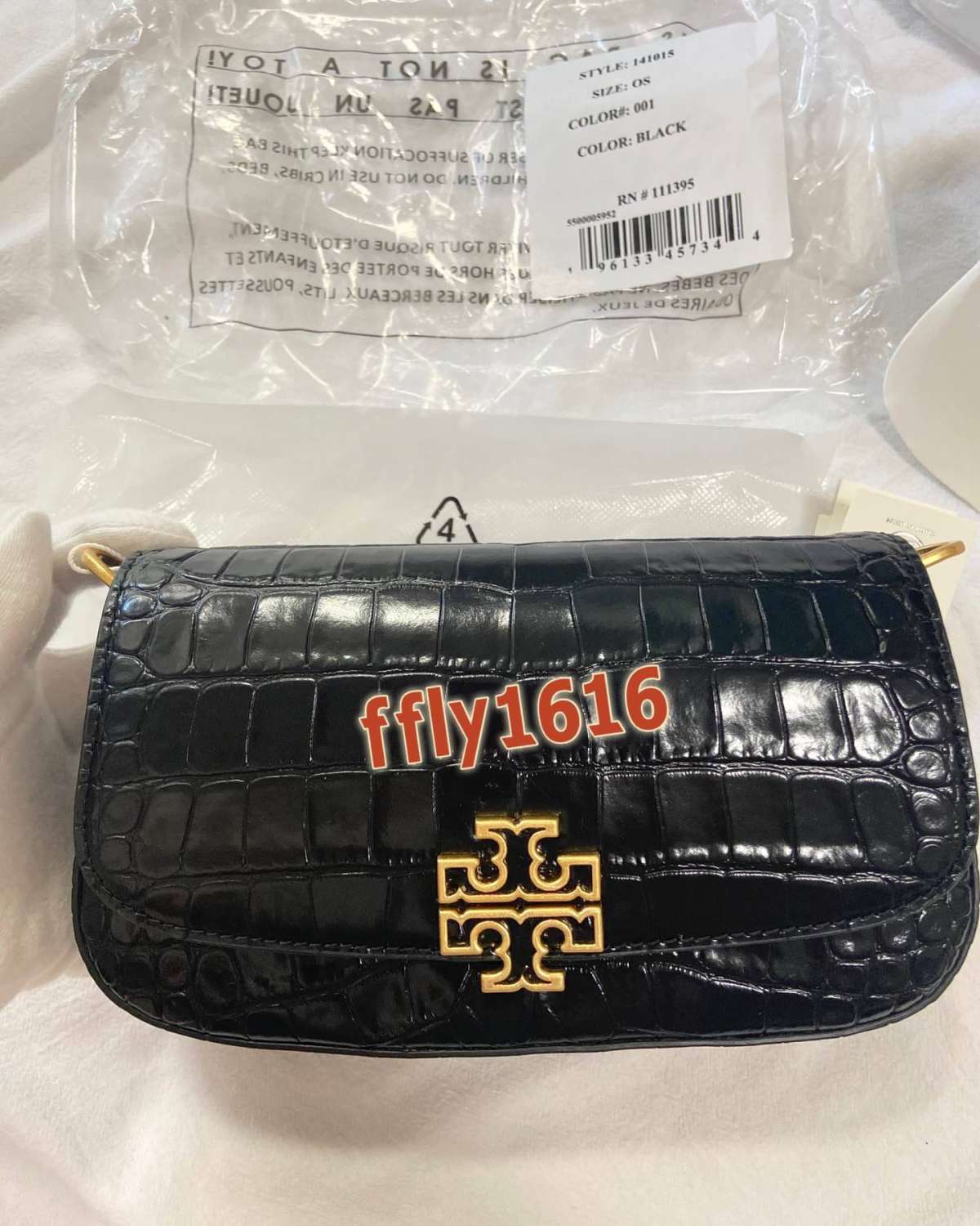 🖤tb的这款腋下包，很有气质，很有质感的鳄鱼纹压花，做旧五