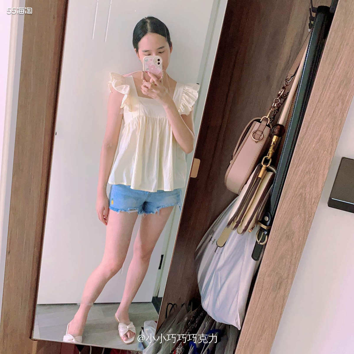 夏天真的就是非常适合五颜六色啦，如果要问我最喜欢的颜色是什么