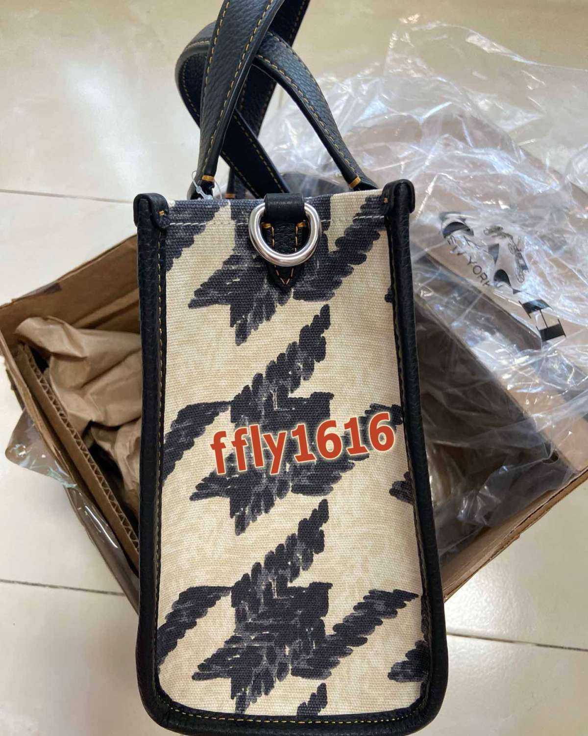 🌈上架到下架不到一个月的时间，妥妥的限定款，不得不说这款D