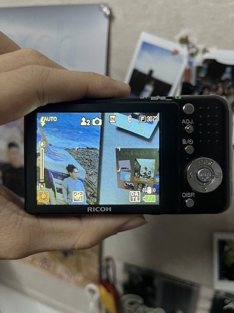 这次海淘到了一台胶片机和一台CCD（带电池充电器 合箱服务超