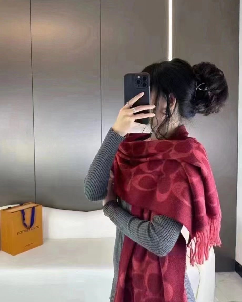 🧣趁天气还热，咱们来聊聊围巾啊哈哈 🧣神秘的东方力量，围