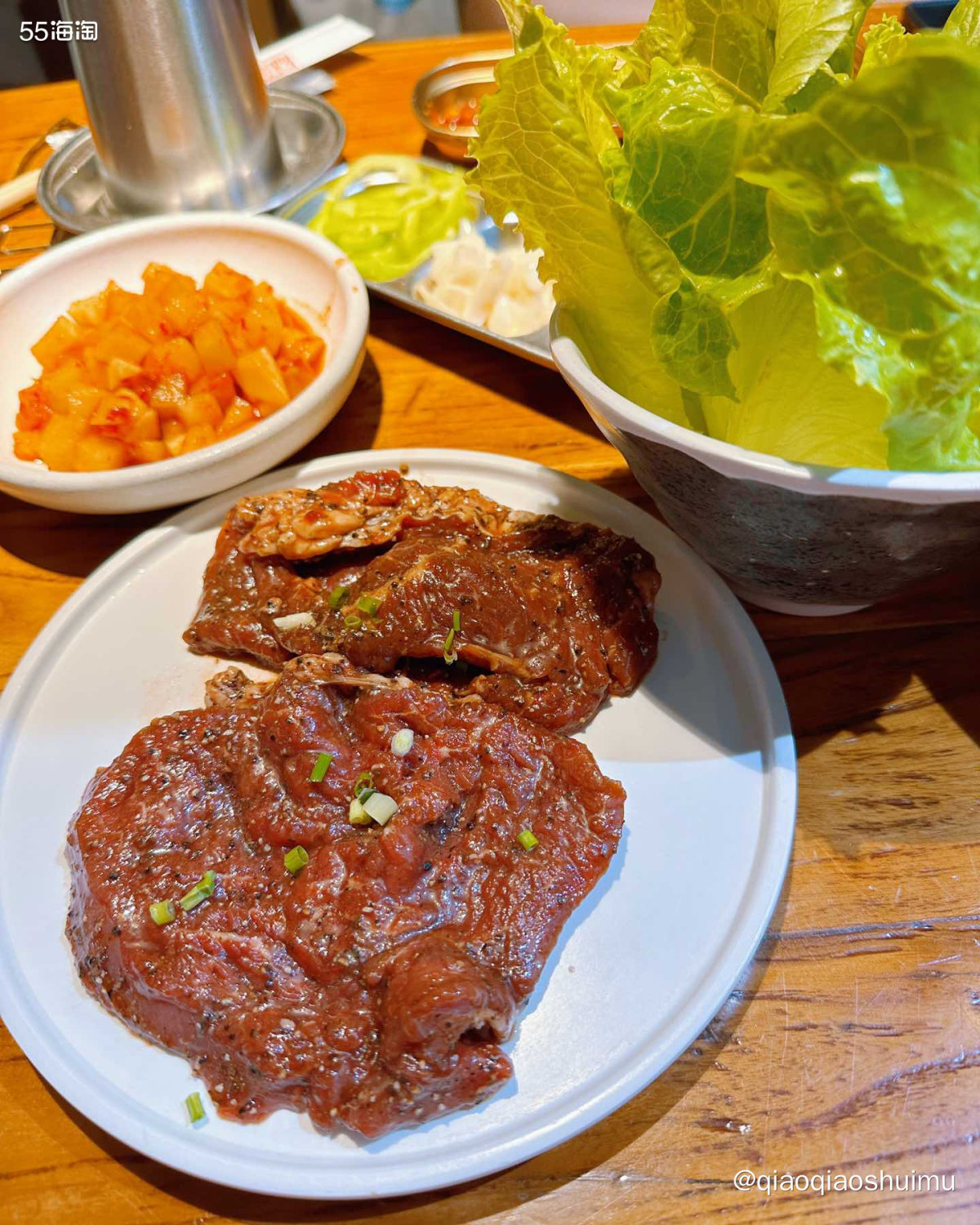 今天下了一整天雨，在家待得发懵，晚饭出去吃吧，顺便放放风。 