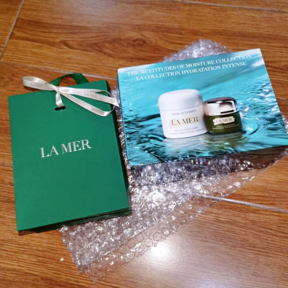 ☑下单地/价格 海蓝之谜面霜+眼霜套装 是500美金 面霜是