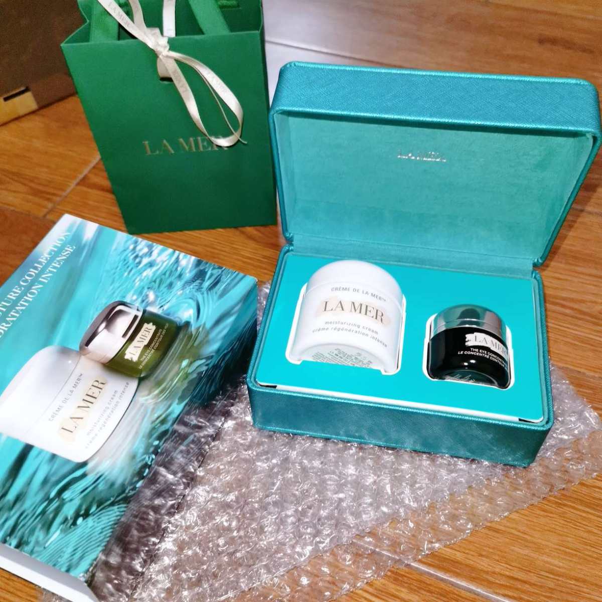 ☑下单地/价格 海蓝之谜面霜+眼霜套装 是500美金 面霜是