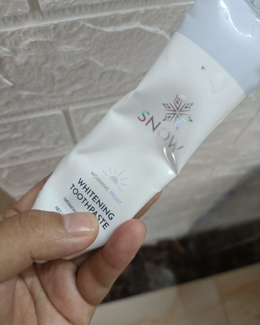 家里的牙膏也用过很多，分享几款海淘用过的还不错的牙膏~  �
