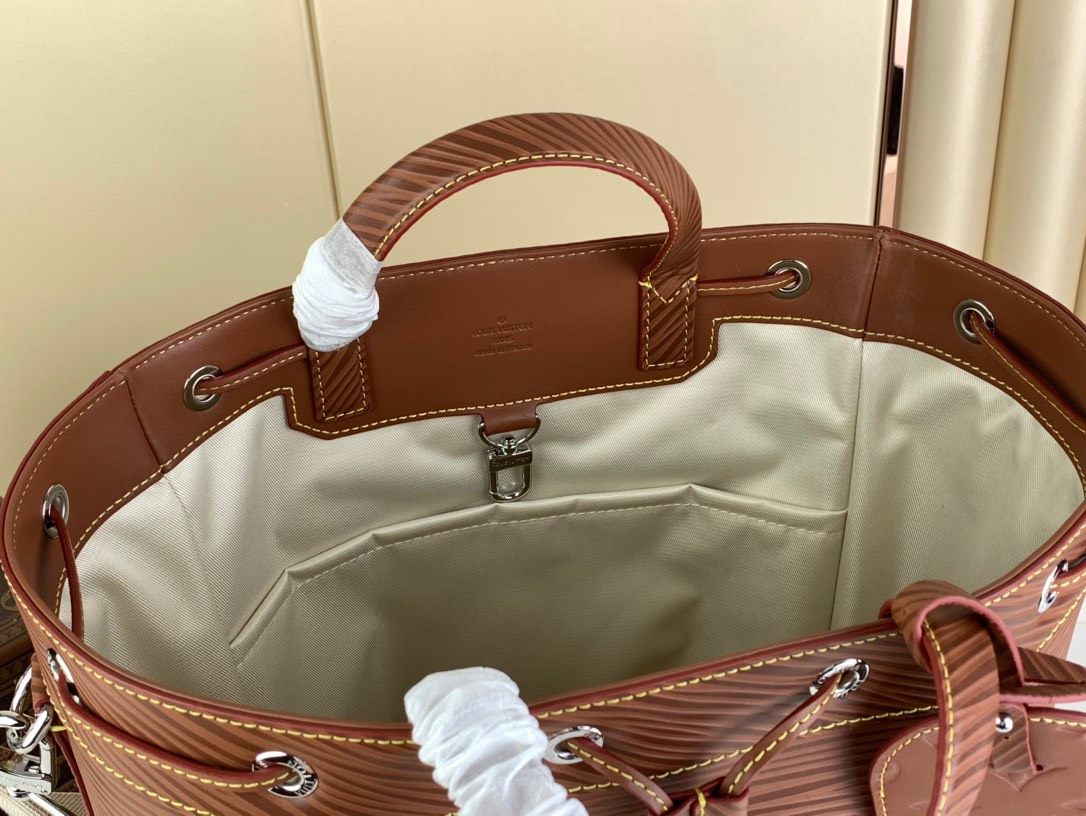 Maxi Noé Sling 手袋 這款Maxi Noé S