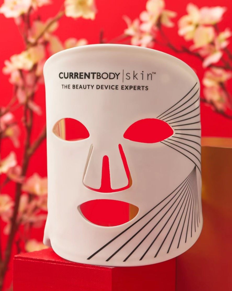 25岁以后，就开始被美容仪所吸引，陆陆续续也入了几款美容仪，