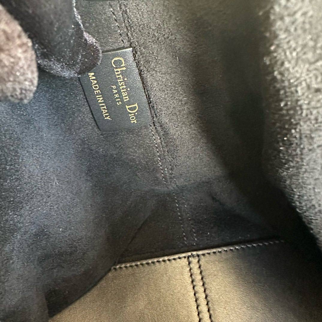 Dior Touiours 手袋于二零二三春夏系列发布秀精彩