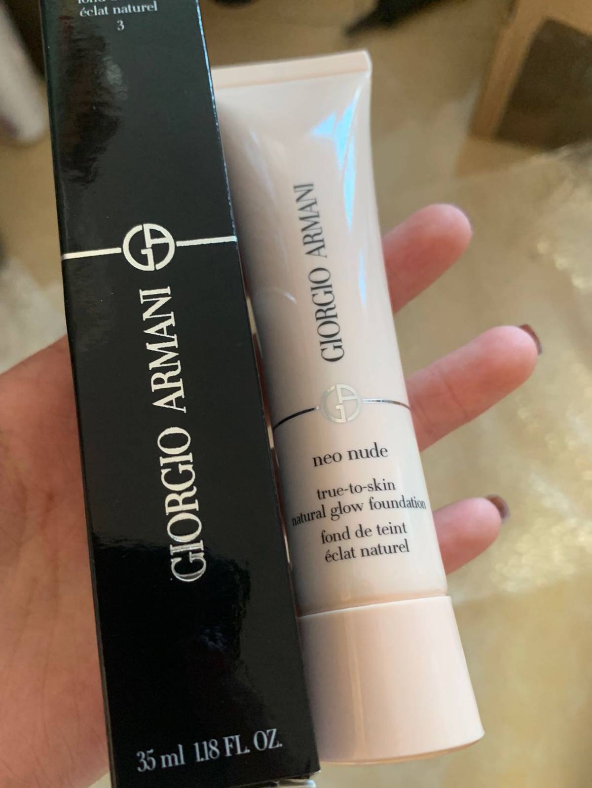 开箱包裹来自neiman Marcus 美国百货，当时是冲着