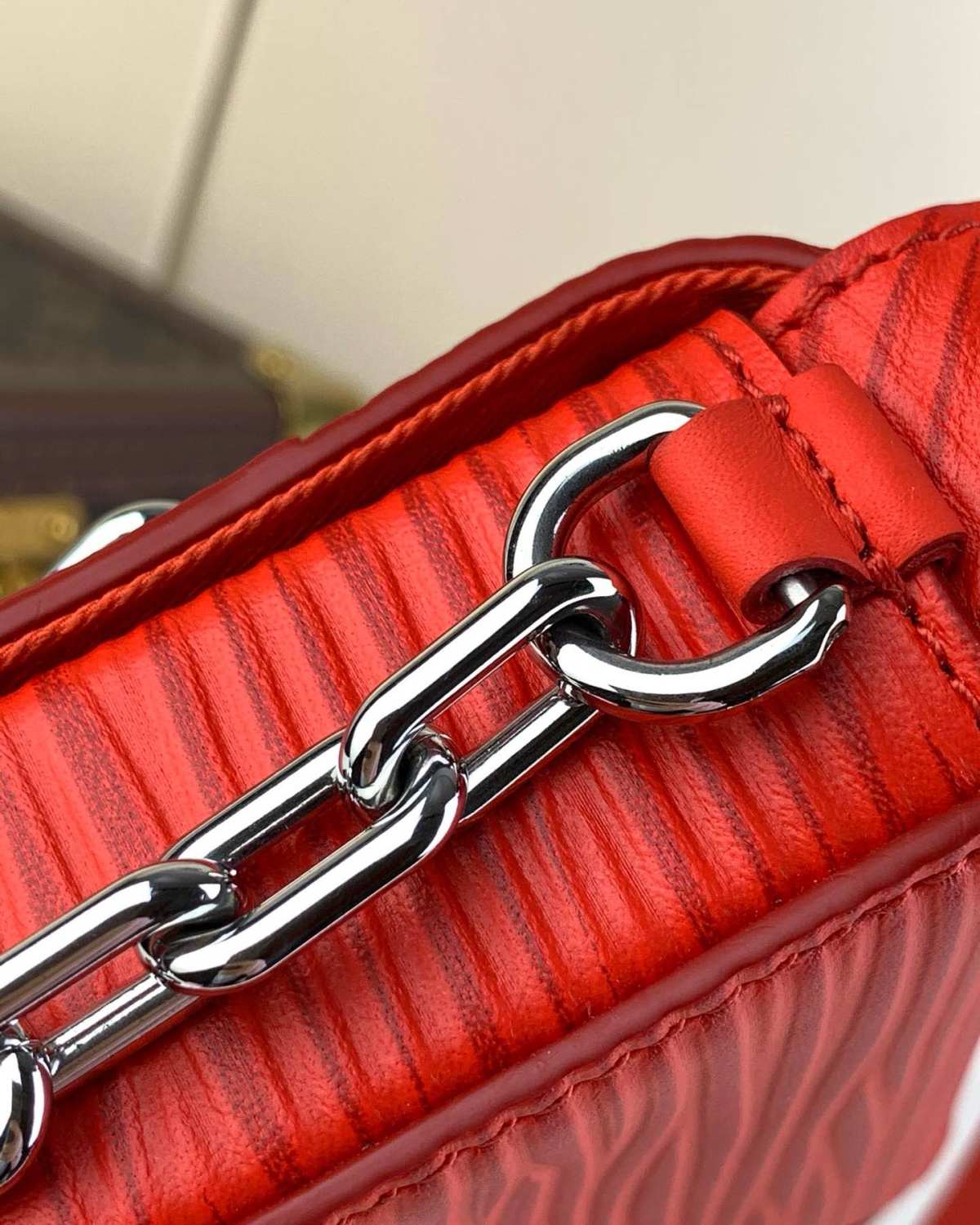 LV Micro Steamer 手袋取材 Epi XL 粗