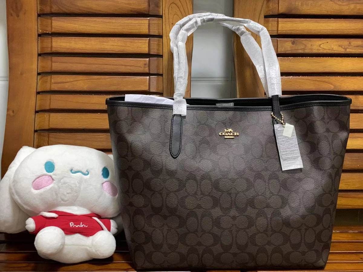 和mollie 34一起下单凑额外8折，这款是现在很热门的c