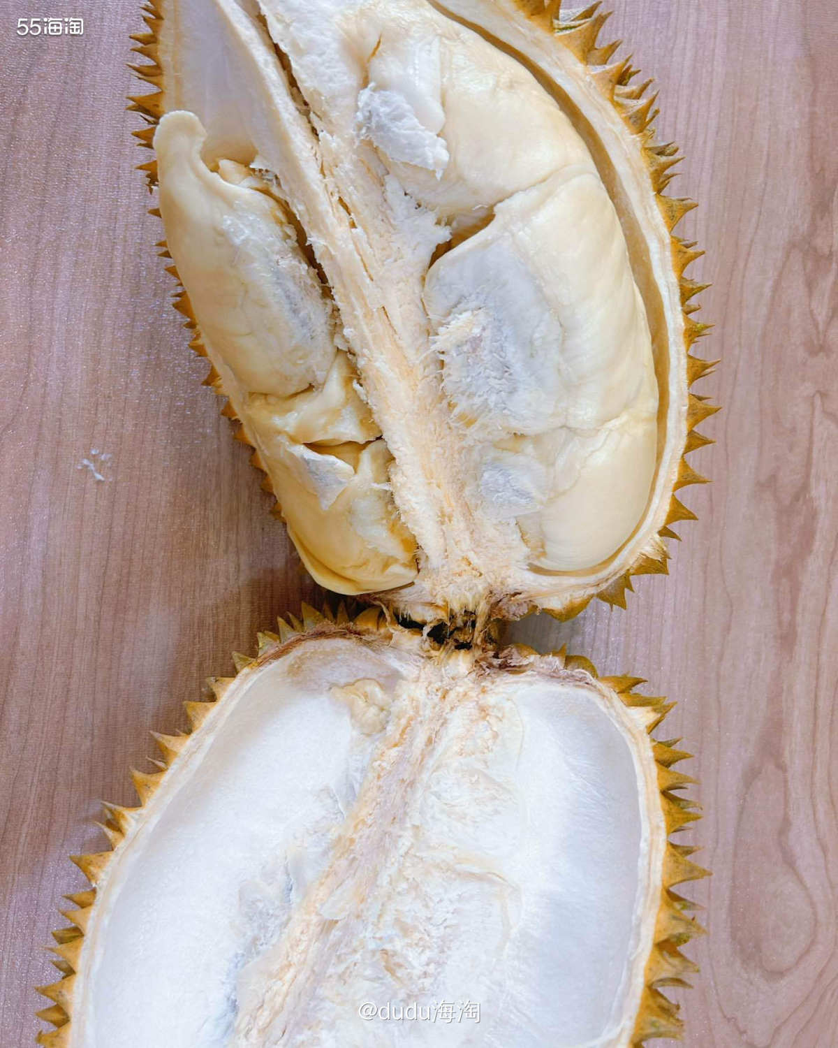 🌻这是上周末和队友去市场买的榴莲了，每次看到卖榴莲的就想买