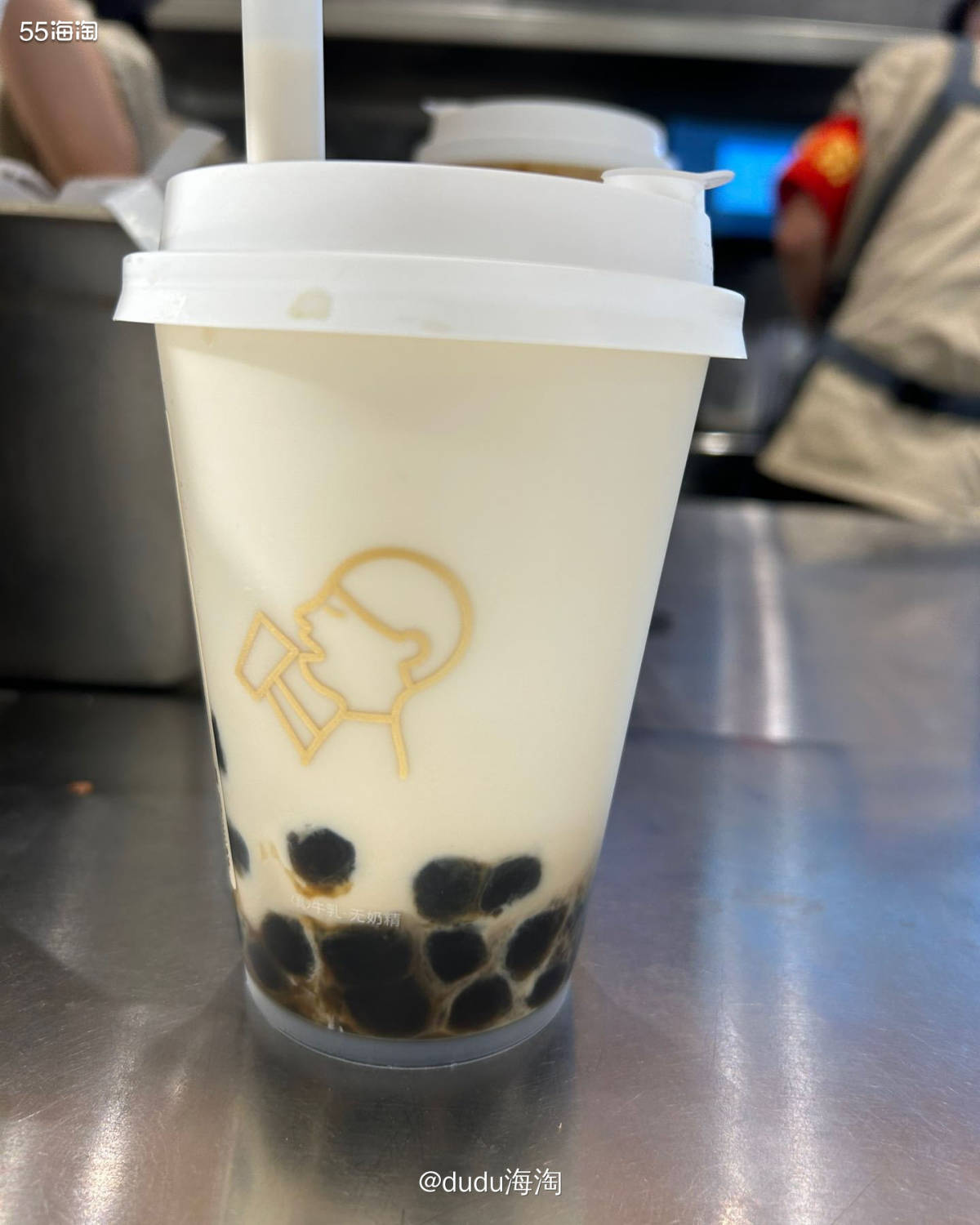 🌻这是上周末和队友去市场买的榴莲了，每次看到卖榴莲的就想买