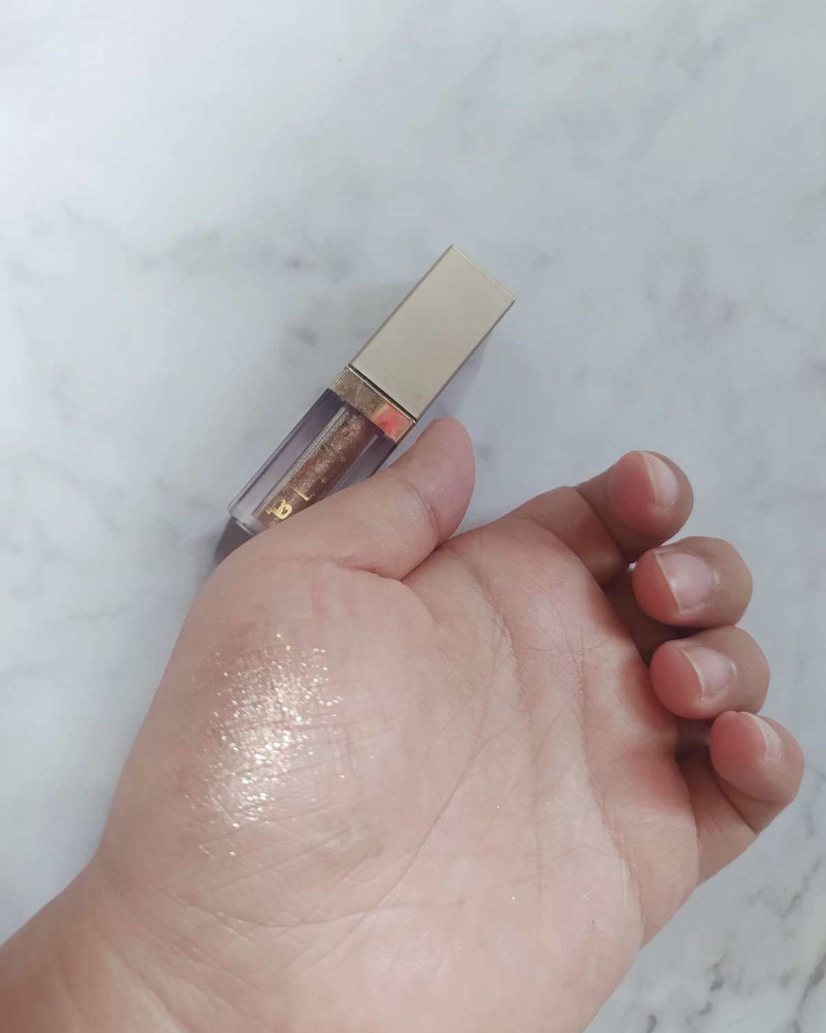翻了一下以前爱画的妆容，有几个单品我真的特别喜欢，生娃之前真