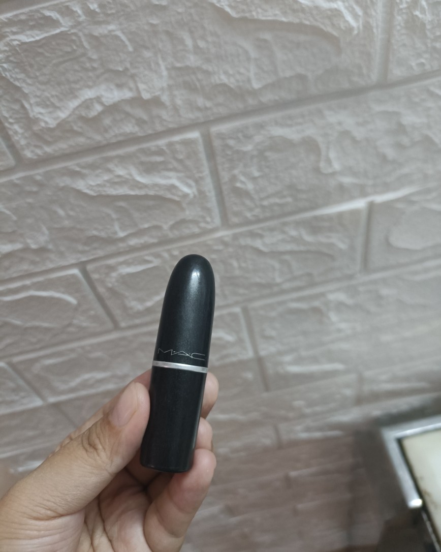 翻了一下以前爱画的妆容，有几个单品我真的特别喜欢，生娃之前真