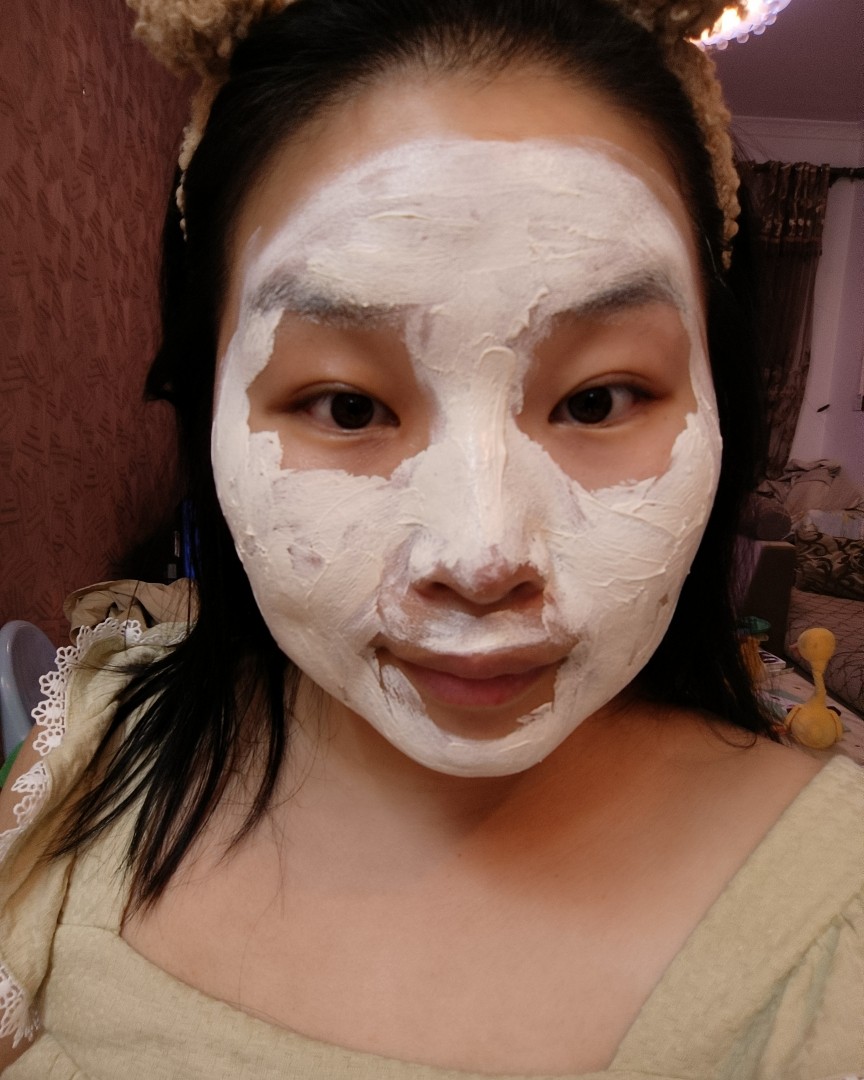 前段时间这个面膜打折我买下来的，悦碧施本来是比较高端的西班牙