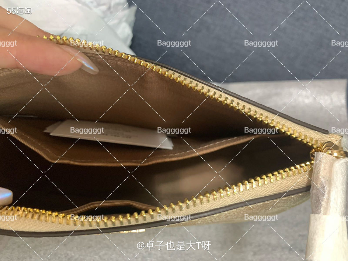 开箱产品:COACH奥莱 麻将包 转运：转中 重量：0.75