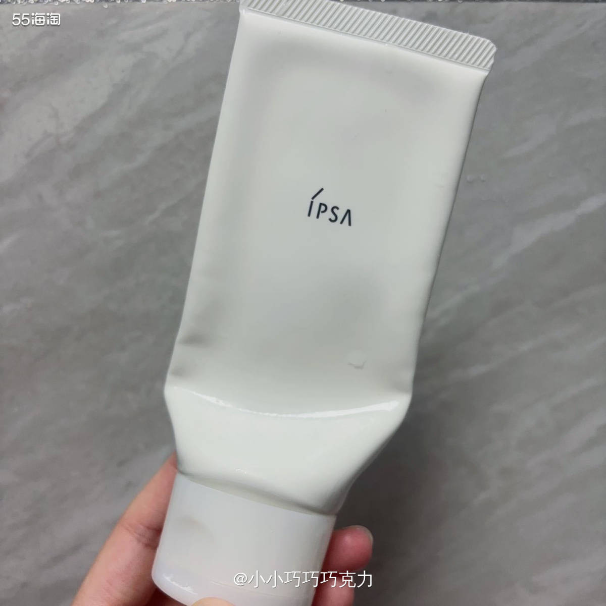 虽然我没什么黑头，又是个干皮，但清洁皮肤也不可忽视哦，基本每