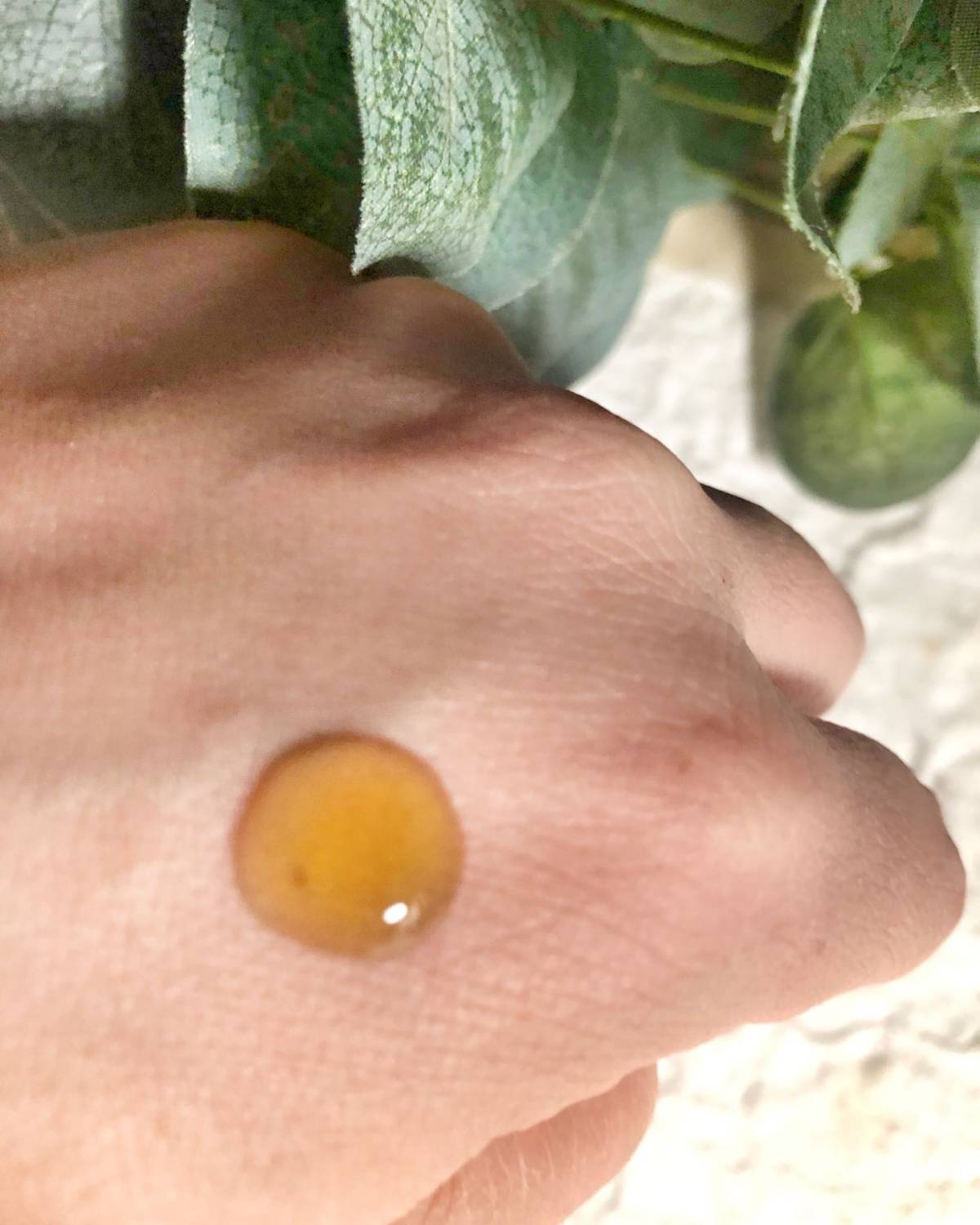 昨天用了清洁面膜祛黑头，今天来个水膜～秋天天气很干😂连嘴唇