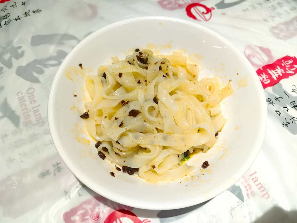 上周日又是一个艳阳天，抓住短暂秋天的尾巴，赶紧约了大学好友出