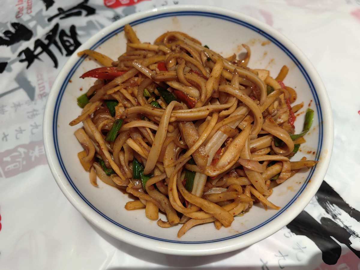 上周日又是一个艳阳天，抓住短暂秋天的尾巴，赶紧约了大学好友出