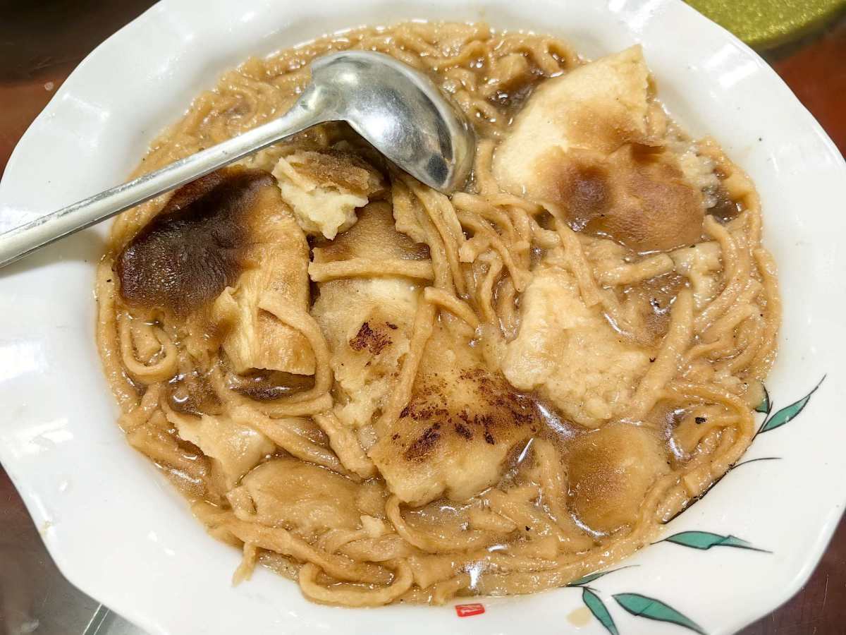 国庆放假八天，回了一趟老家，那必须安排一个兴化早茶的，让我们