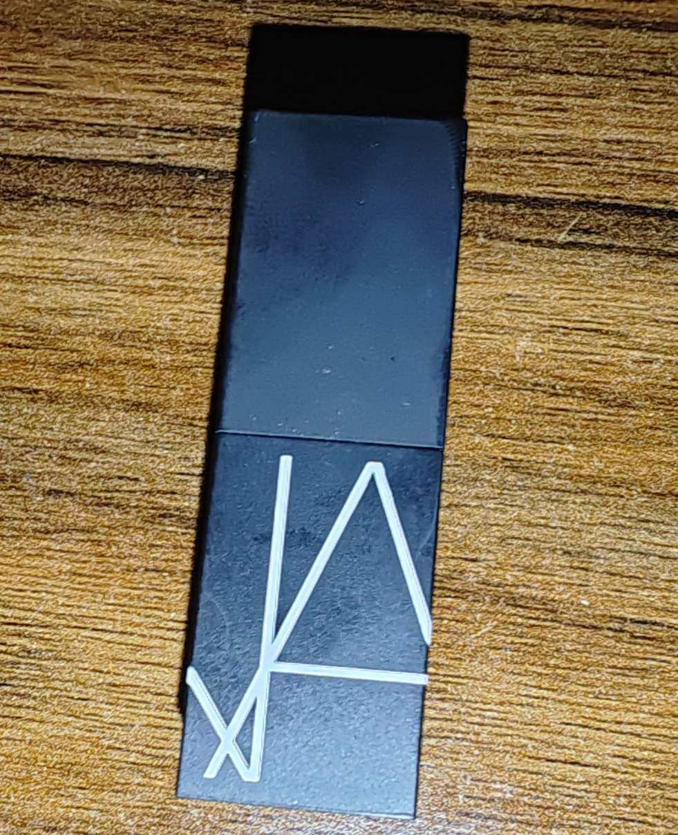 nars作为日系彩妆还是有很多的小伙伴喜欢他们家的额产品的，