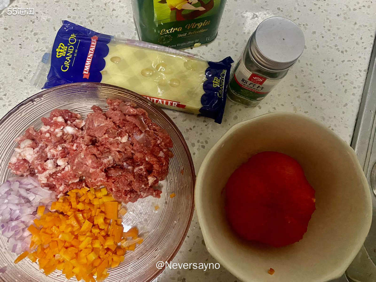 🍅女儿念叨好久的番茄肉酱意大利面终于安排啦～  ▪️必胜客