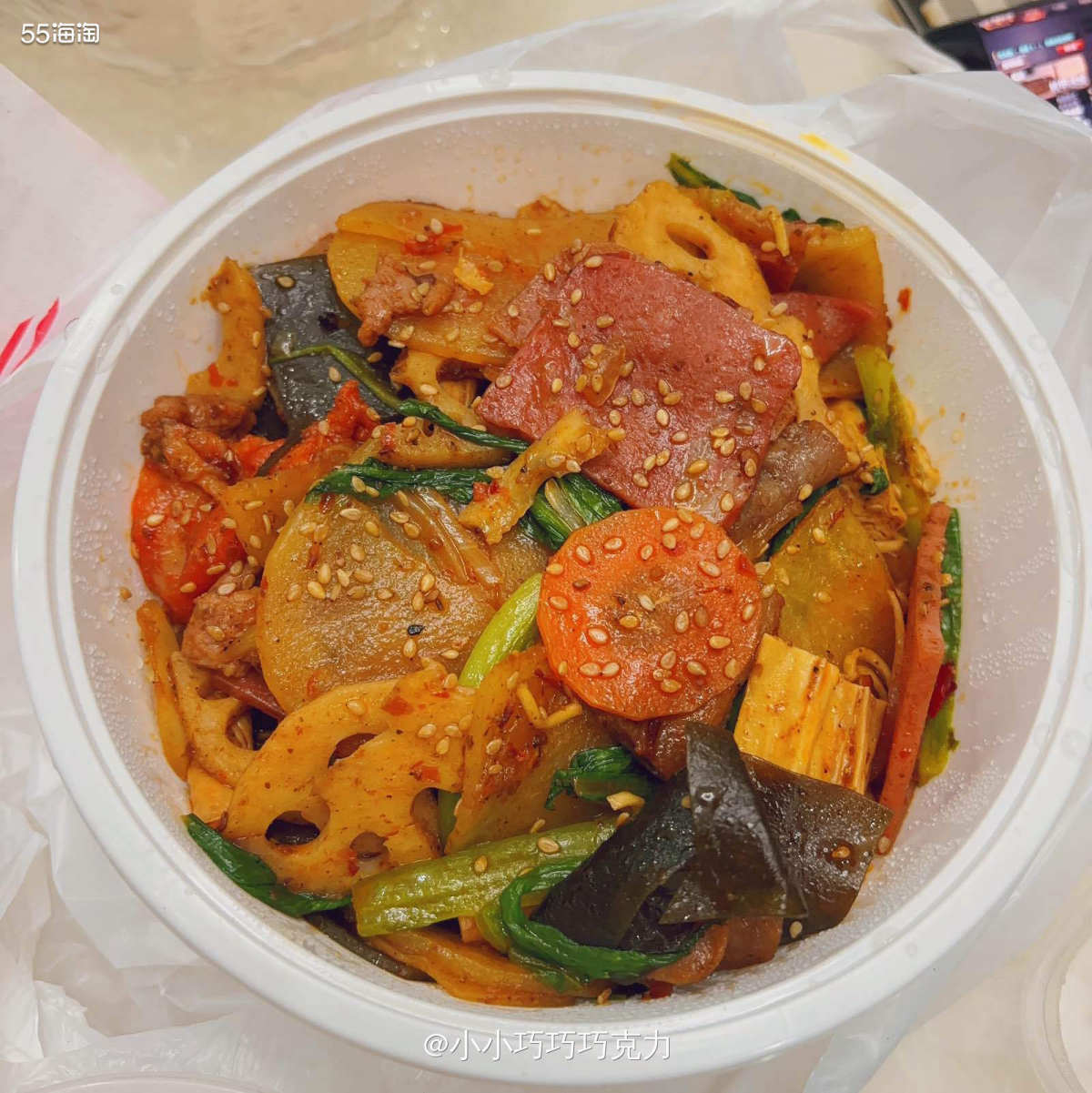今天晚上偷懒没有做饭，我家先生说有点累不想做饭，我们就决定点