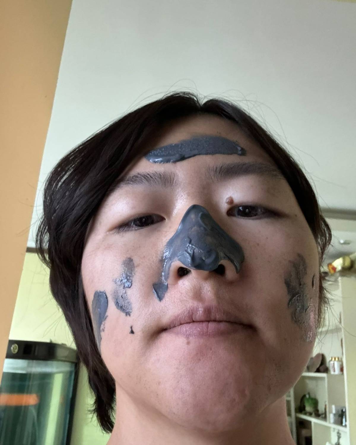 昨天停掉一天，开启新的面膜周期，先补齐了上周混乱日程没用到的
