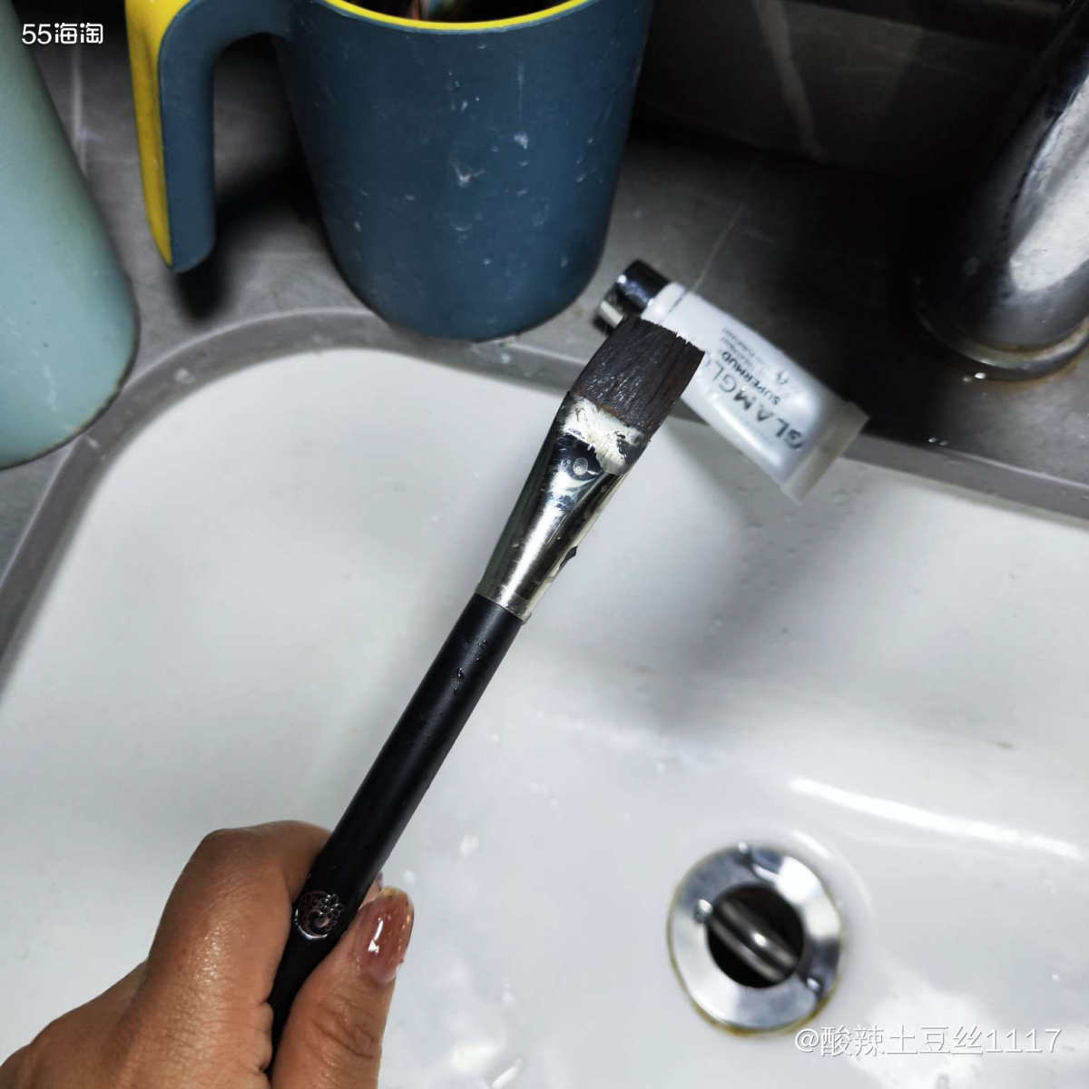 近每天都在敷面膜，然后前几天是补水的，今天想做一个清洁，就选